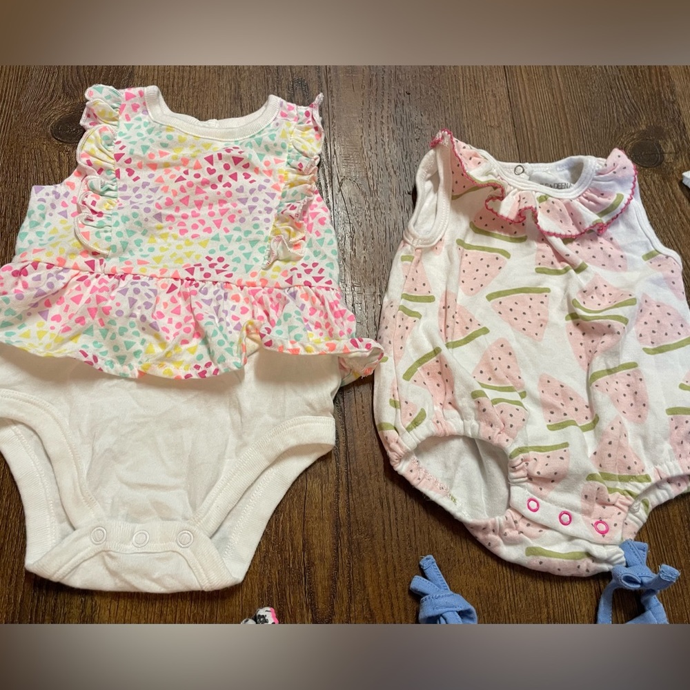 Six Rompers - Picture 6 of 12